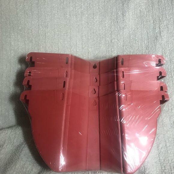 Crimson Umbrella Patio Table Planters, 2 Sets 6” x 6” half circles planters. - Picture 6 of 7